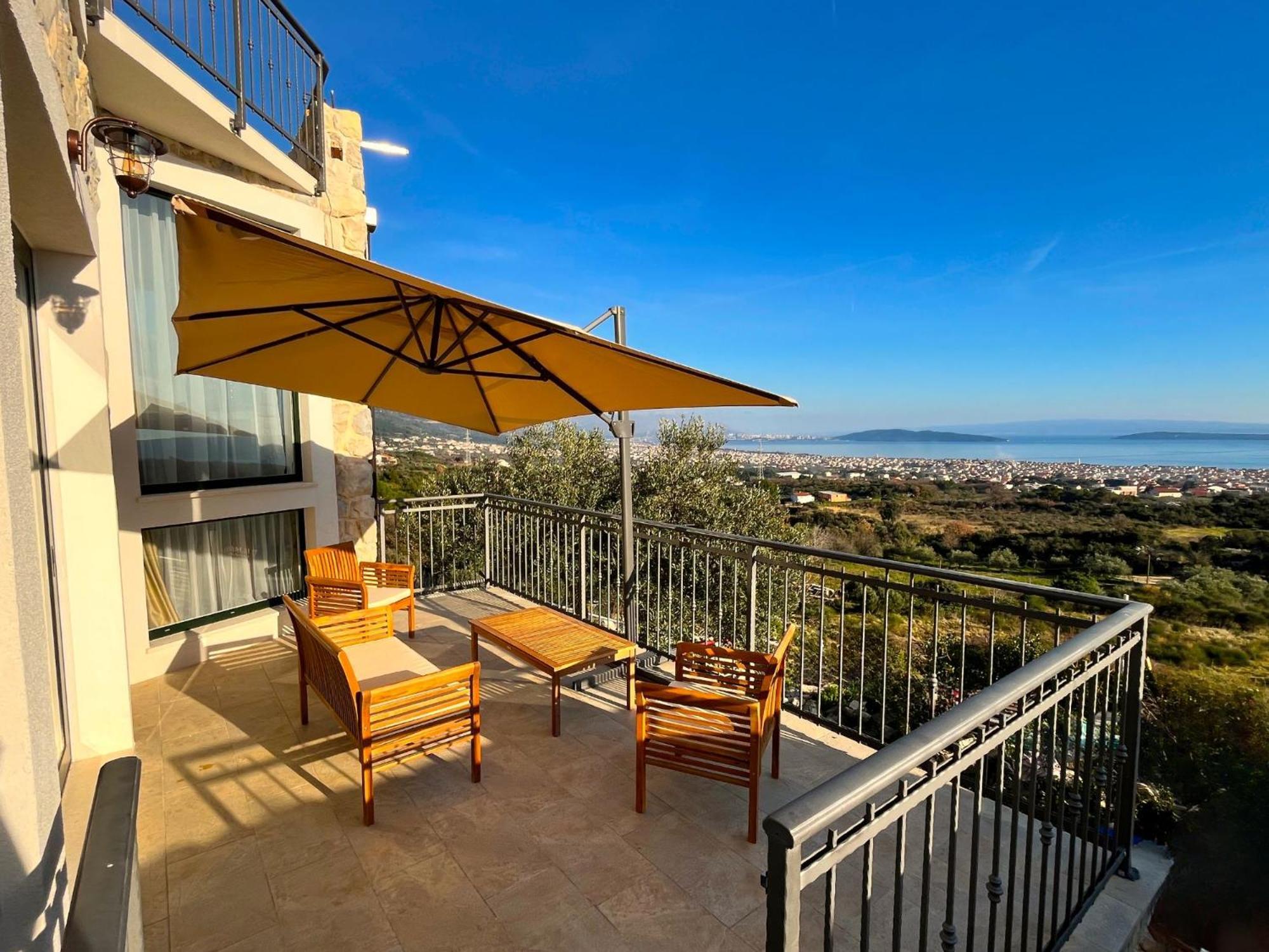 Villa Bepina, Surrounded By Sea, Olive, Vineyard Kaštel Novi Extérieur photo