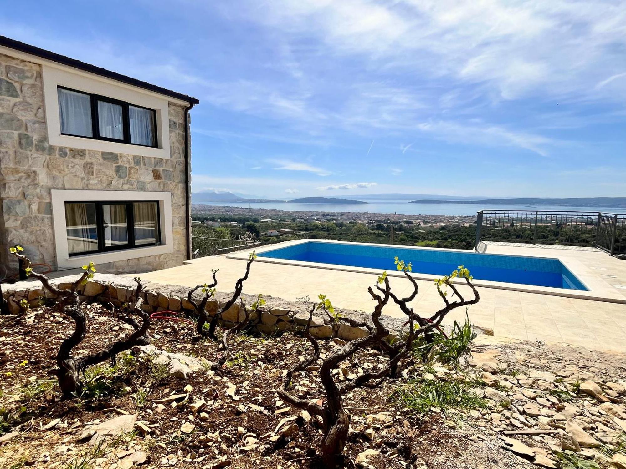Villa Bepina, Surrounded By Sea, Olive, Vineyard Kaštel Novi Extérieur photo