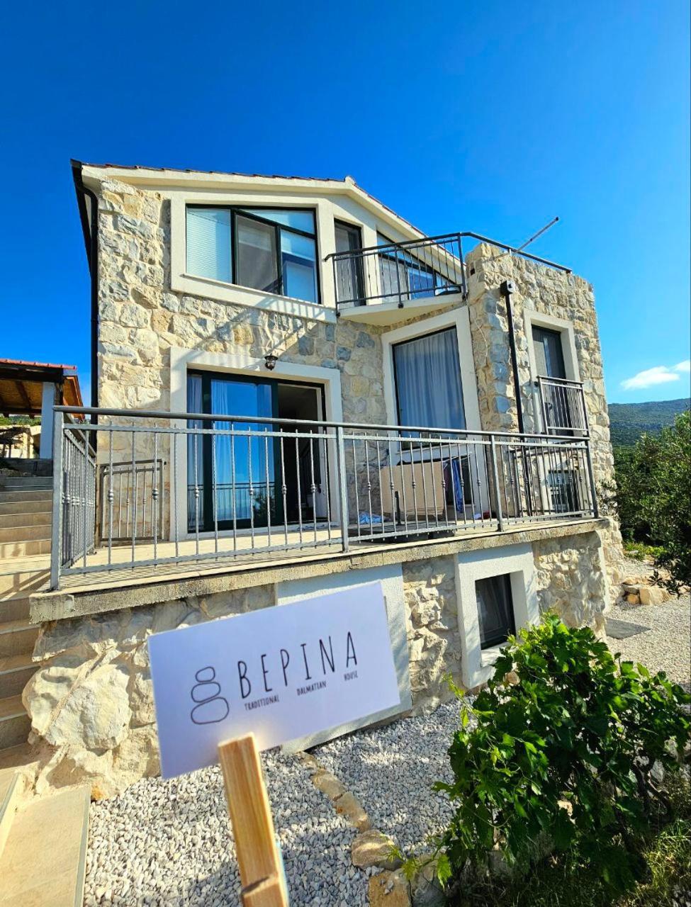 Villa Bepina, Surrounded By Sea, Olive, Vineyard Kaštel Novi Extérieur photo