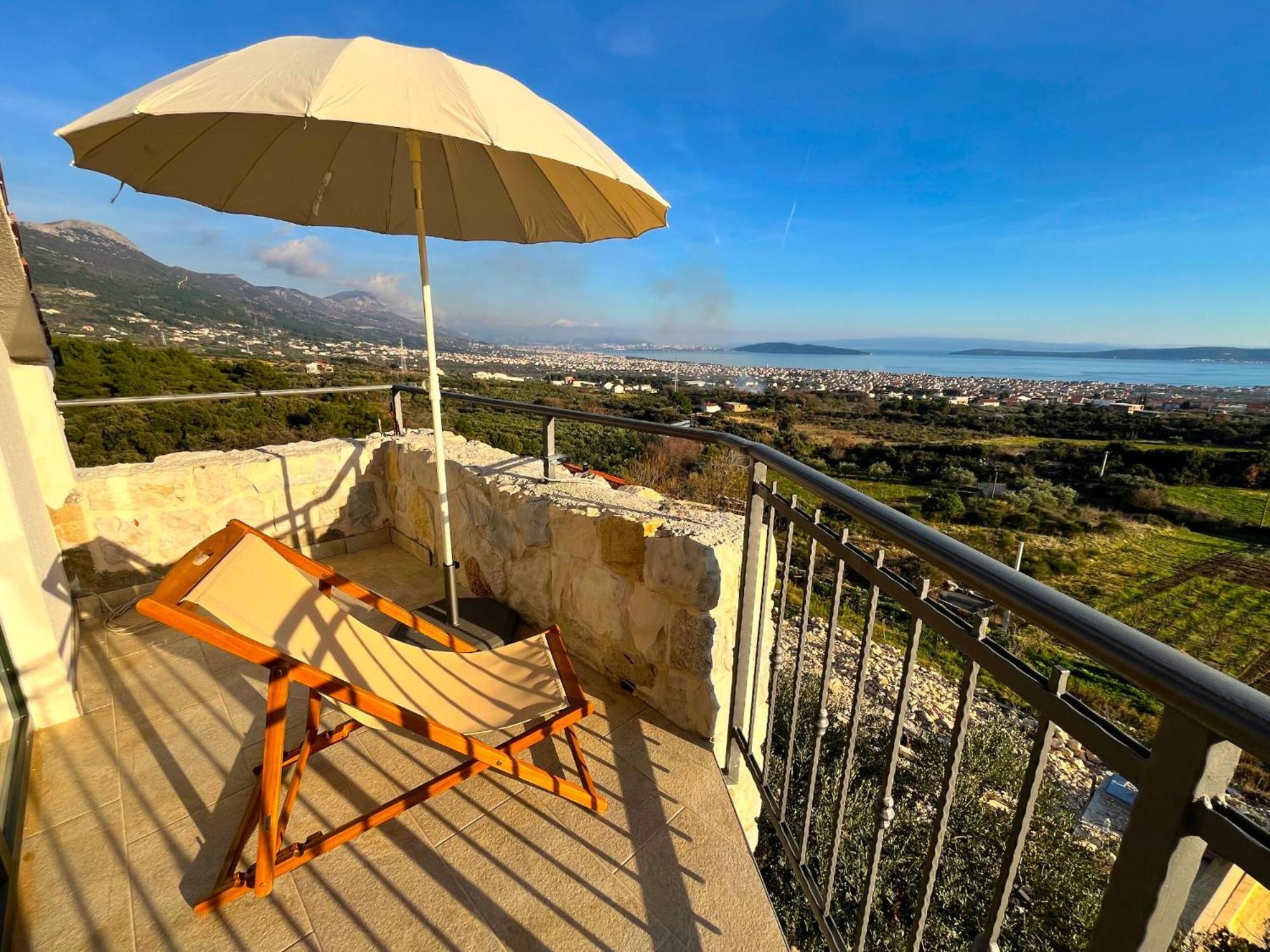 Villa Bepina, Surrounded By Sea, Olive, Vineyard Kaštel Novi Extérieur photo